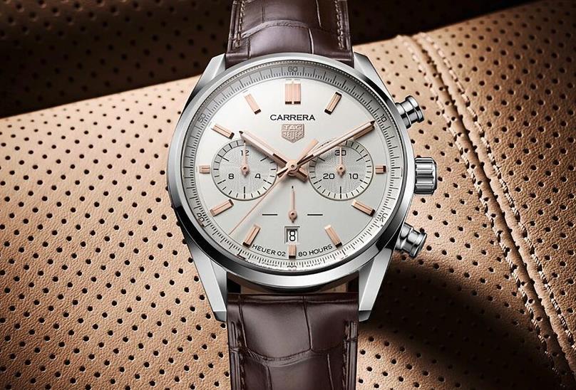 泰格豪雅卡萊拉系列計時碼表,幽暗中的螢火（圖）