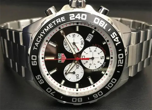 泰格豪雅進(jìn)灰了怎么辦(手表保養(yǎng)的正確步驟與技巧) 泰格豪雅進(jìn)灰了怎么辦(手表保養(yǎng)的正確步驟與技巧)